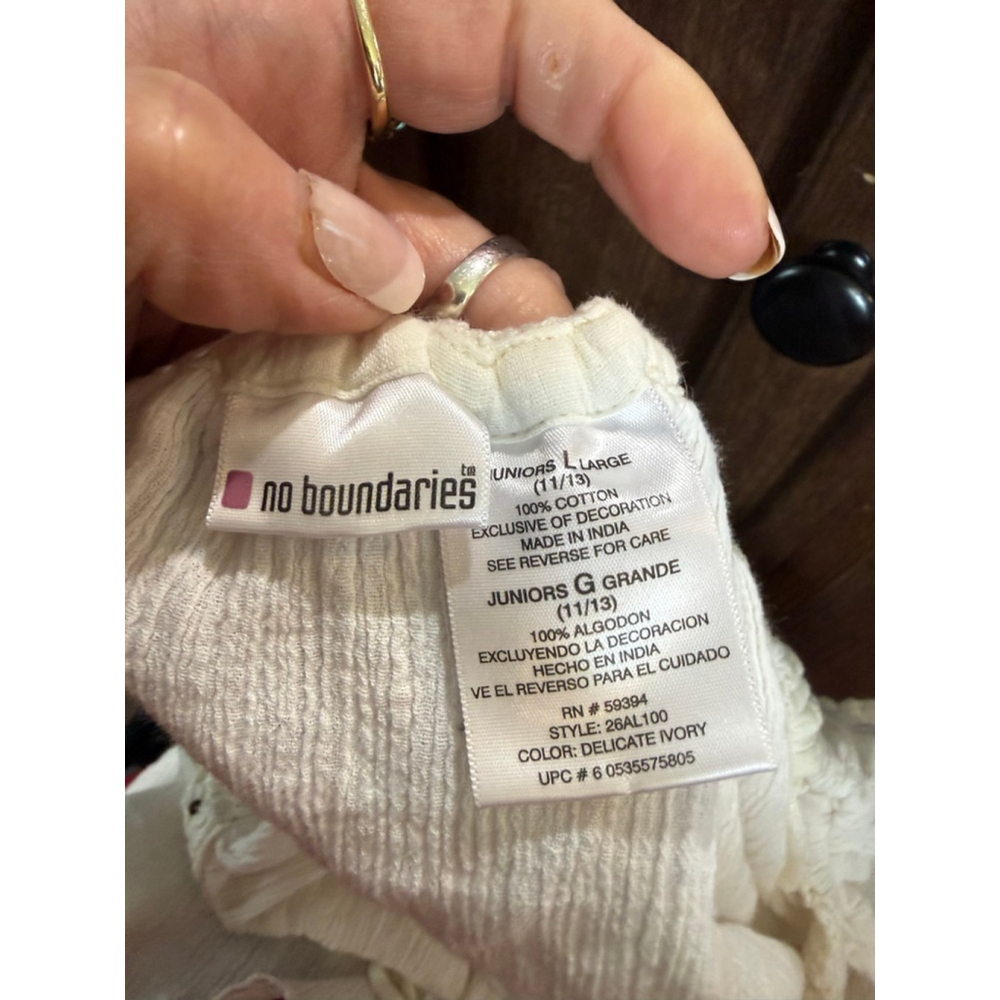 Juniors No Boundaries Blouse L Ivory - Picture 6 of 8